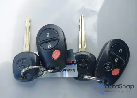 2008 Toyota Highlander Sport z USA, uszkodzony, nr VIN JTEES43A582107097